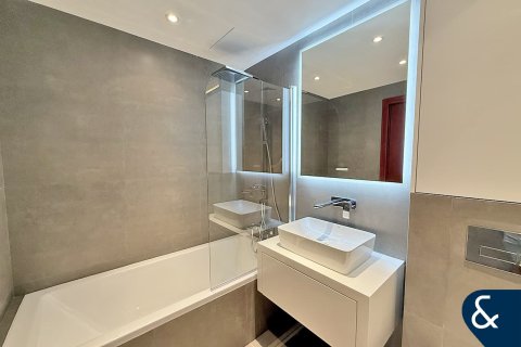 Apartment in Murjan, Jumeirah Beach Residence, Dubai 2 bedrooms, 122 sq.m. № 76227 - photo 6