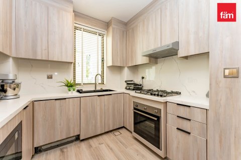 Villa in Reem, Dubai 3 bedrooms, 245.5 sq.m. № 11208 - photo 7