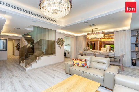 Villa in Reem, Dubai 3 bedrooms, 245.5 sq.m. № 11208 - photo 2