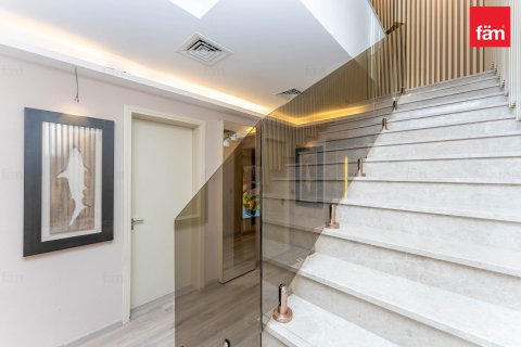 Villa in Reem, Dubai 3 bedrooms, 245.5 sq.m. № 11208 - photo 5