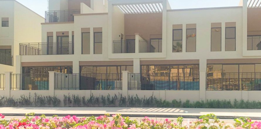 Townhouse in Damac Lagoons, Dubai 3 bedrooms, 197.88 sq.m. № 134608