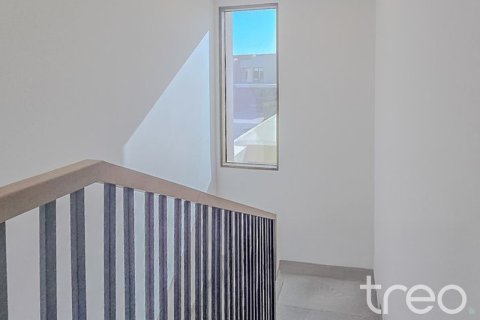 Adosado en Villanova, Dubai Land, Dubai, 3 dormitorios, 184.13 m², № 134619 - foto 7