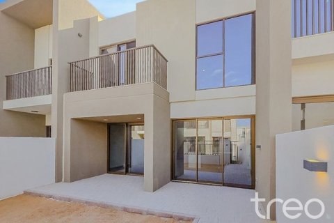 Adosado en Villanova, Dubai Land, Dubai, 3 dormitorios, 184.13 m², № 134619 - foto 2