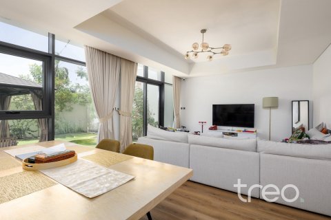 Townhouse in Dubai 3 bedrooms, 171.5 sq.m. № 134604 - photo 17