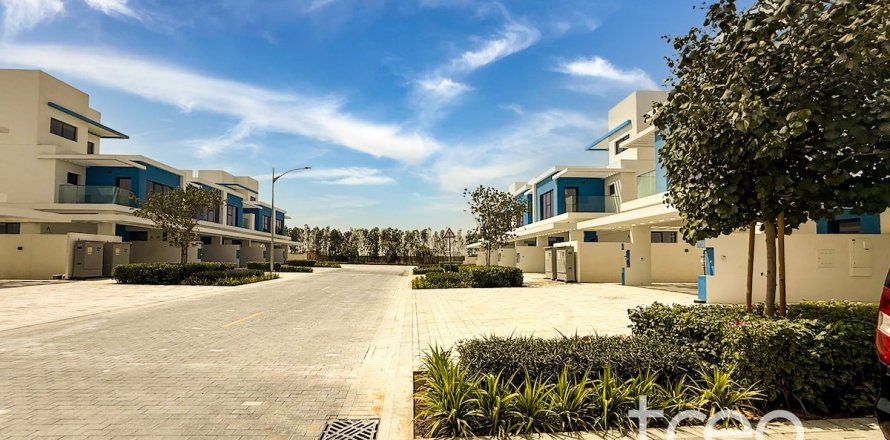 تاون هاوس في Damac Lagoons, دبي 4 غرف نوم, 204.39 م² رقم 134609