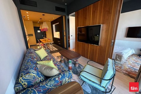 Снять в аренду квартиру в Бизнес-Бэе, Дубай: 1 спальня, 48.9м², № 70399 - фото 2