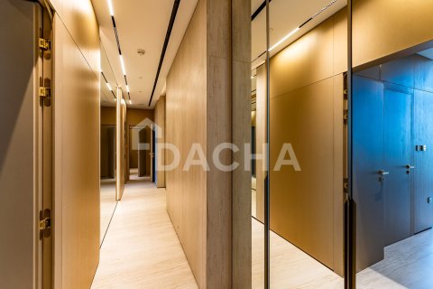 Apartment in Al Wasl, Dubai 3 bedrooms, 265 sq.m. № 110361 - photo 17