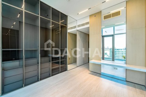 Apartment in Al Wasl, Dubai 3 bedrooms, 265 sq.m. № 110361 - photo 4