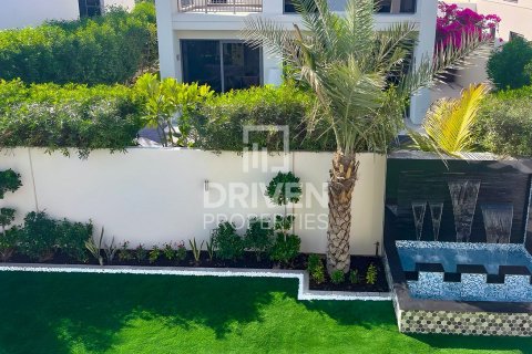 Снять в аренду виллу в Sidra Villas, Дубай Хилс Эстейт, Дубай: 4 спальни, 445м², № 20241 - фото 12