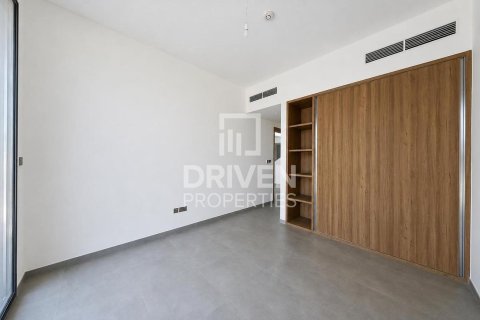 Villa in Jebel Ali, Dubai 4 bedrooms, 636.85 sq.m. № 136873 - photo 7
