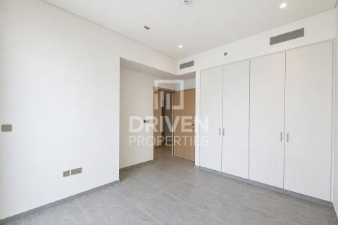 Apartment in Business Bay, Dubai 3 bedrooms, 179.49 sq.m. № 136863 - photo 4