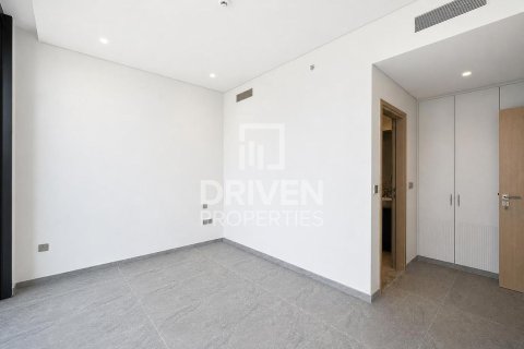 Apartment in Business Bay, Dubai 3 bedrooms, 179.49 sq.m. № 136863 - photo 7
