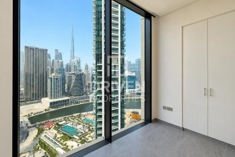 Apartment in Business Bay, Dubai 3 bedrooms, 179.49 sq.m. № 136863 - photo 8