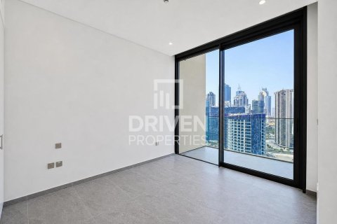 Apartment in Business Bay, Dubai 3 bedrooms, 179.49 sq.m. № 136863 - photo 5