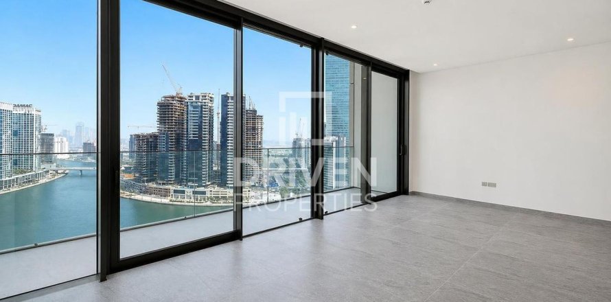 Apartment in Business Bay, Dubai 3 bedrooms, 179.49 sq.m. № 136863
