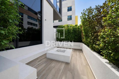 Villa in District 10, Jumeirah Village Circle, Dubai 4 bedrooms, 247.49 sq.m. № 136862 - photo 30