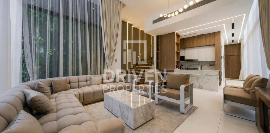Villa in District 10, Jumeirah Village Circle, Dubai 4 bedrooms, 247.49 sq.m. № 136862