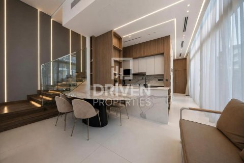 Villa in District 10, Jumeirah Village Circle, Dubai 4 bedrooms, 247.49 sq.m. № 136862 - photo 2