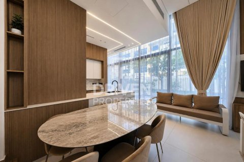 Villa in District 10, Jumeirah Village Circle, Dubai 4 bedrooms, 247.49 sq.m. № 136862 - photo 3