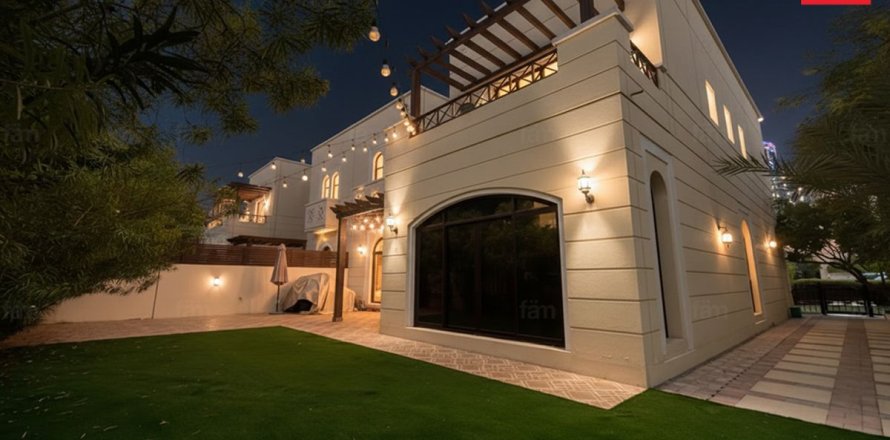 Maison de ville à Dubai, 4 chambres, 388.7 m², № 137480