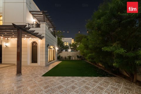 Maison de ville à Dubai, 4 chambres, 388.7 m², № 137480 - photo 2