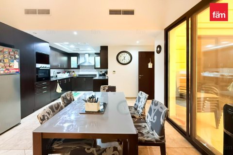 Maison de ville à Dubai, 4 chambres, 388.7 m², № 137480 - photo 9