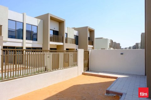 Adosado en Dubai, 4 dormitorios, 230 m², № 77790 - foto 2