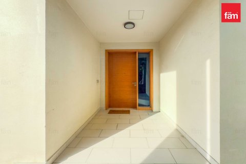 Villa in Dubai Hills Estate, Dubai 5 bedrooms, 305.8 sq.m. № 77788 - photo 17