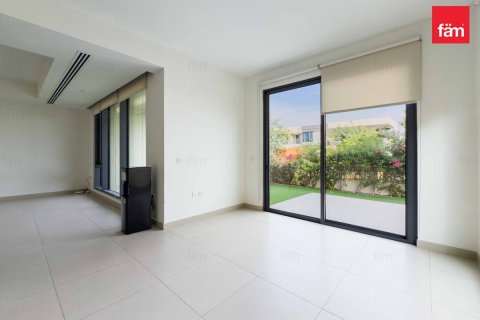 Villa in Dubai Hills Estate, Dubai 5 bedrooms, 305.8 sq.m. № 77788 - photo 6