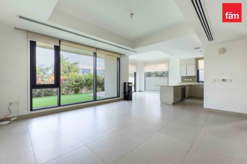 Villa in Dubai Hills Estate, Dubai 5 bedrooms, 305.8 sq.m. № 77788 - photo 5