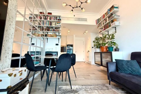 Appartement à Business Bay, Dubai, 1 chambre, 57 m², № 77789 - photo 1