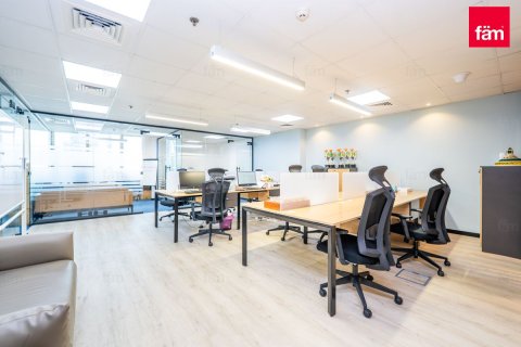 Oficina en Dubai, 118 m², № 94692 - foto 14