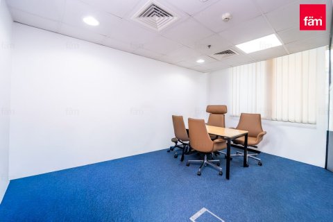 Oficina en Dubai, 118 m², № 94692 - foto 13