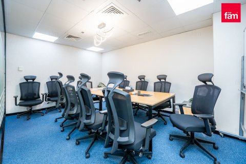 Oficina en Dubai, 118 m², № 94692 - foto 9
