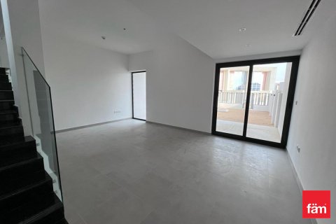 Adosado en Dubai, 3 dormitorios, 176 m², № 40266 - foto 5