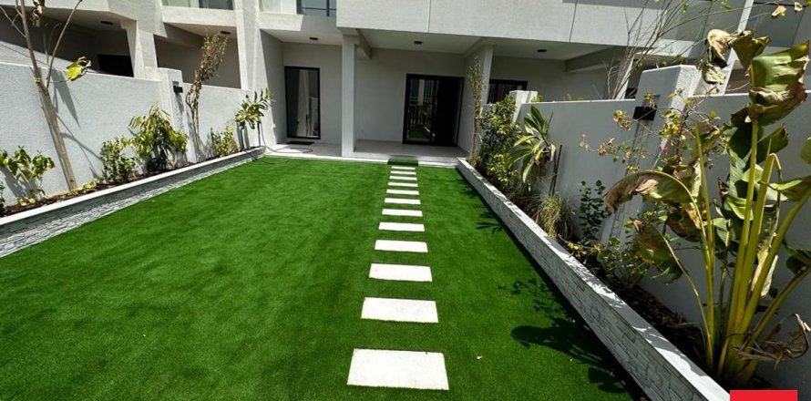 Adosado en Dubai, 3 dormitorios, 176 m², № 40266