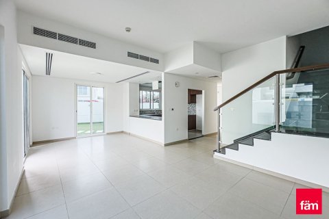 Townhouse in Dubai 4 bedrooms, 301.7 sq.m. № 40269 - photo 1