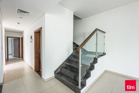 Townhouse in Dubai 4 bedrooms, 301.7 sq.m. № 40269 - photo 4