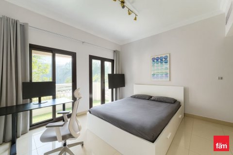 Appartement à Dubai, 2 chambres, 136.8 m², № 76926 - photo 6