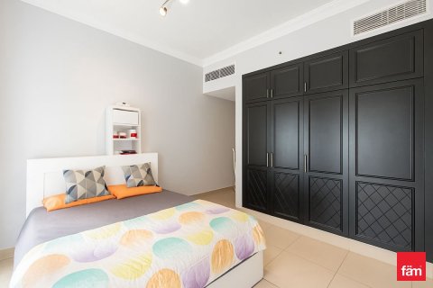 Appartement à Dubai, 2 chambres, 136.8 m², № 76926 - photo 4