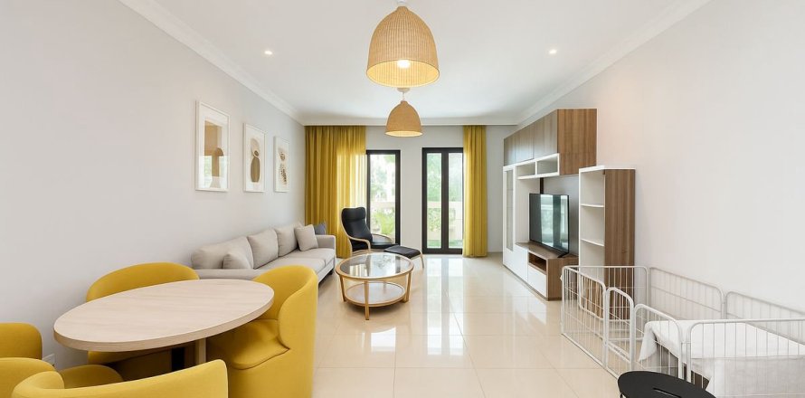 شقة في دبي 2 غرف نوم, 136.8 م² رقم 76926