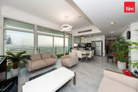 Снять в аренду квартиру в Бизнес-Бэе, Дубай: 2 спальни, 102м², № 70497 - фото 1