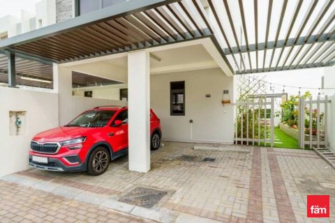 Villa in Dubai 3 bedrooms, 175.7 sq.m. № 70509 - photo 12