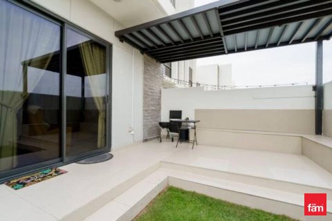 Villa in Dubai 3 bedrooms, 175.7 sq.m. № 70509 - photo 10