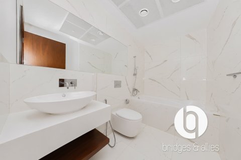 Apartment in Jumeirah Village Circle, Dubai 2 bedrooms, 130 sq.m. № 114700 - photo 10