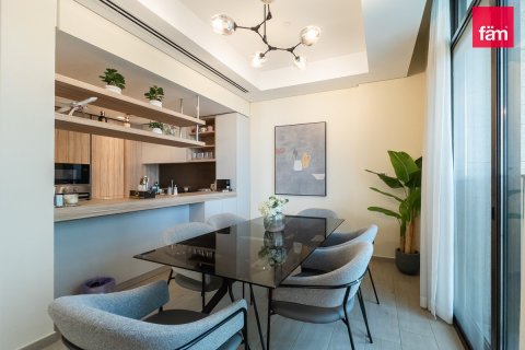 Снять в аренду квартиру в Дубае: 2 спальни, 111.4м², № 77717 - фото 6