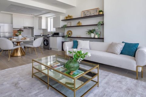 Apartment in BLOOM TOWERS in Jumeirah Village Circle, Dubai studio, 61 sq.m. № 29883 - photo 3