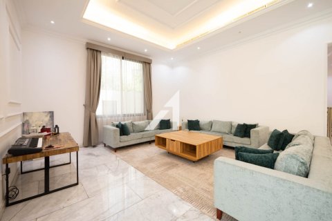 Villa à Umm Al Sheif Villas, Umm Al Sheif, Dubai, 7 chambres, 1114.8 m², № 42477 - photo 9
