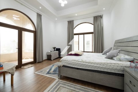 Villa à Umm Al Sheif Villas, Umm Al Sheif, Dubai, 7 chambres, 1114.8 m², № 42477 - photo 25
