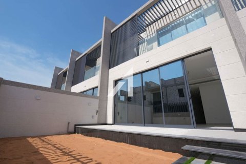 Villa in Dubai 4 bedrooms, 218.1 sq.m. № 42469 - photo 26
